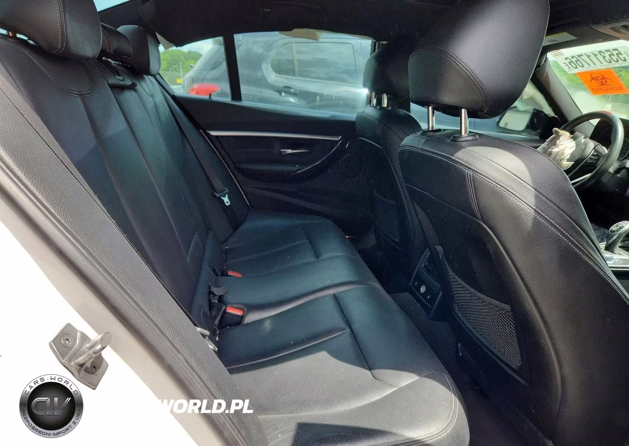 2017 BMW 330 Xi VIN:WBA8D9G33HNU65640 - 10