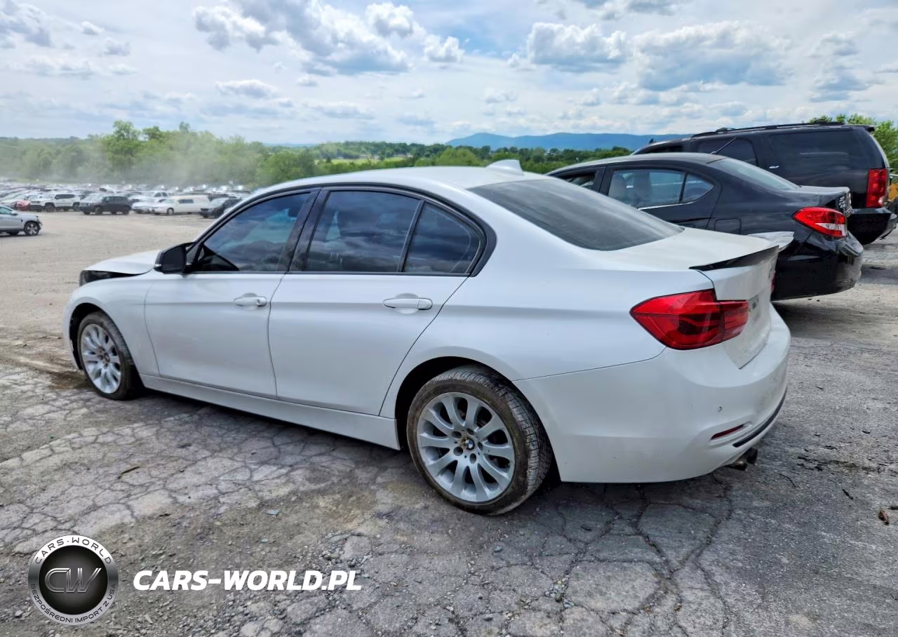 2017 BMW 330 Xi VIN:WBA8D9G33HNU65640 - 2