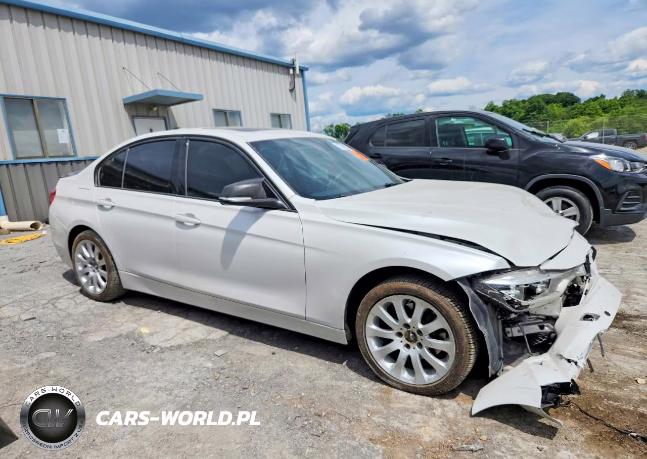 2017 BMW 330 Xi VIN:WBA8D9G33HNU65640 - 4