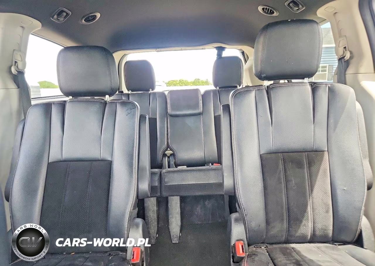 2018 Dodge Grand Caravan Sxt VIN:2C4RDGCG1JR207064 - 10