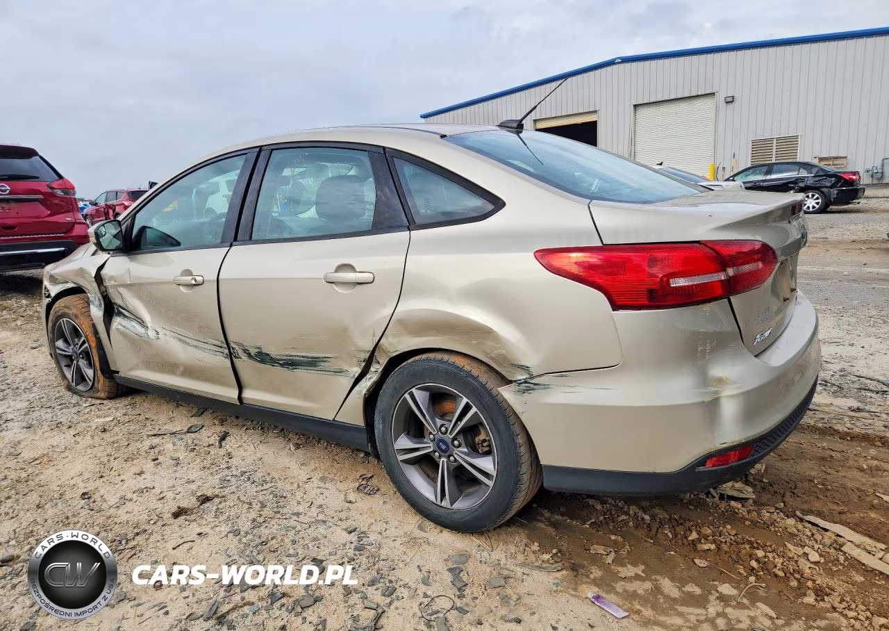 2017 Ford Focus Se VIN:1FADP3FE3HL337036 - 2