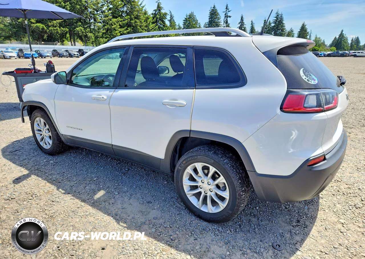 2020 Jeep Cherokee Latitude VIN:1C4PJLCB2LD654201 - 2