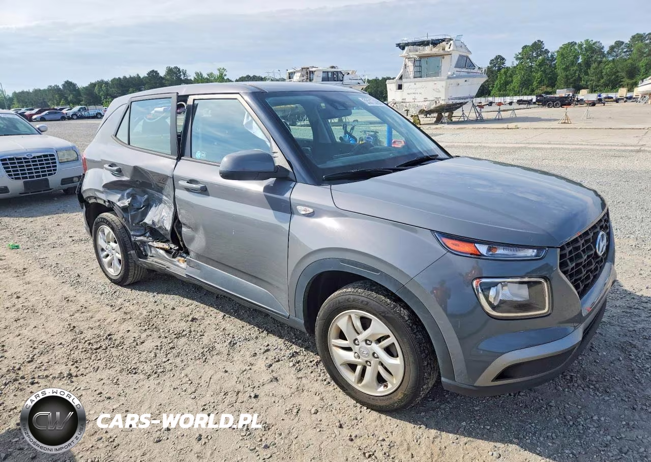 2021 Hyundai Venue Se VIN:KMHRB8A33MU126842 - 4