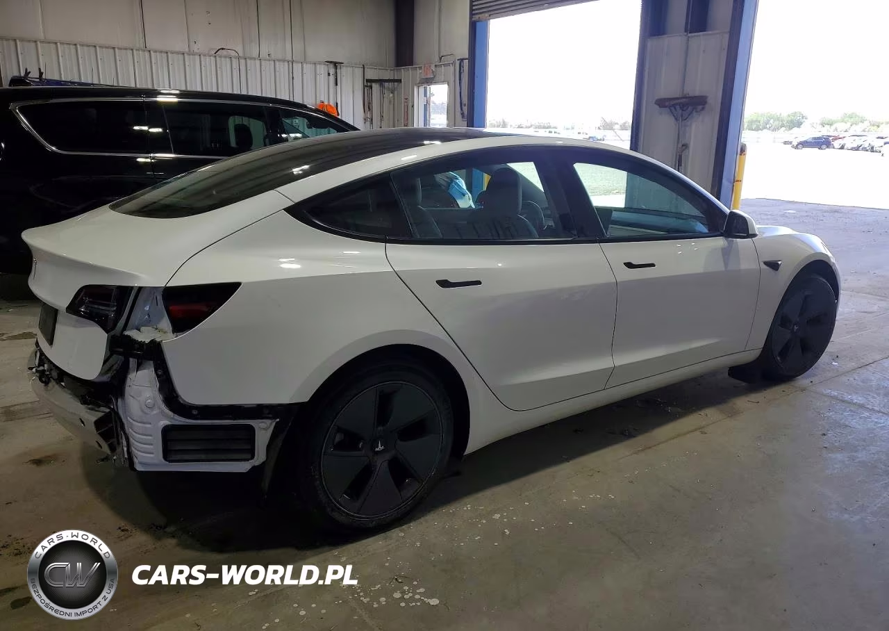 2022 Tesla Model 3 VIN:5YJ3E1EA2NF112071 - 3