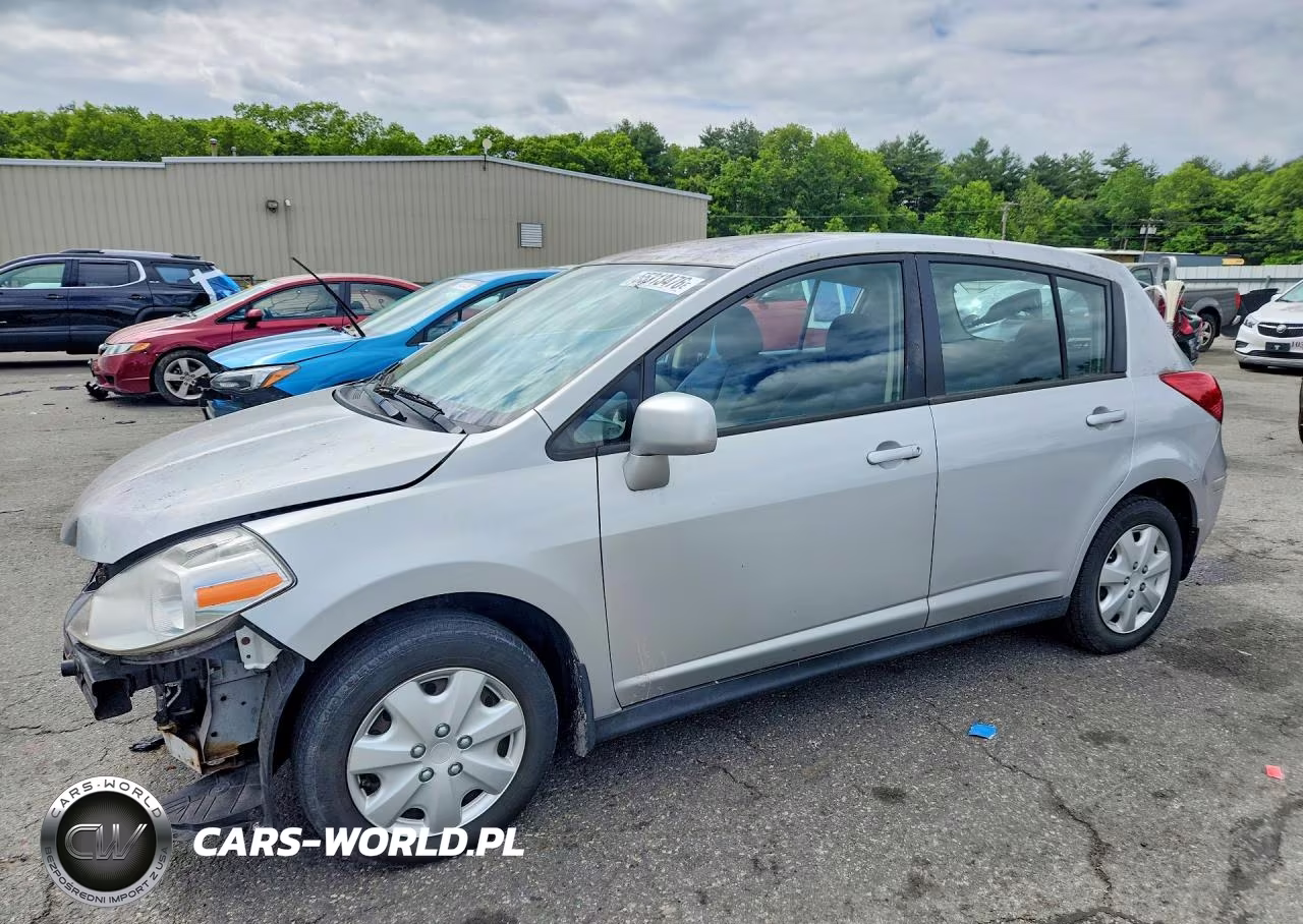 2009 Nissan Versa 1.8 S