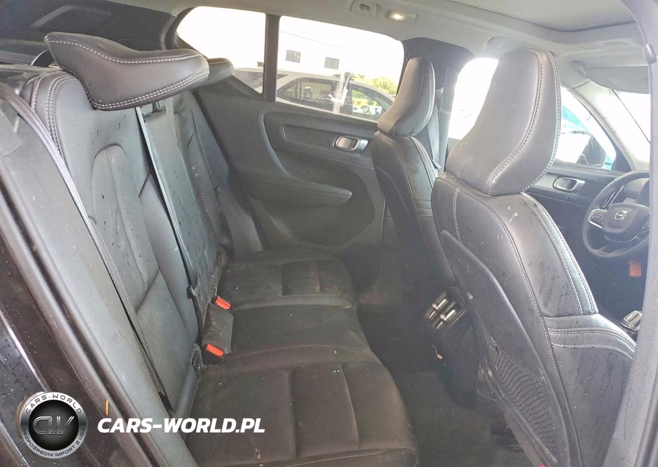 2025 Volvo Xc40 Plus VIN:YV4L12UE2S2562806 - 10