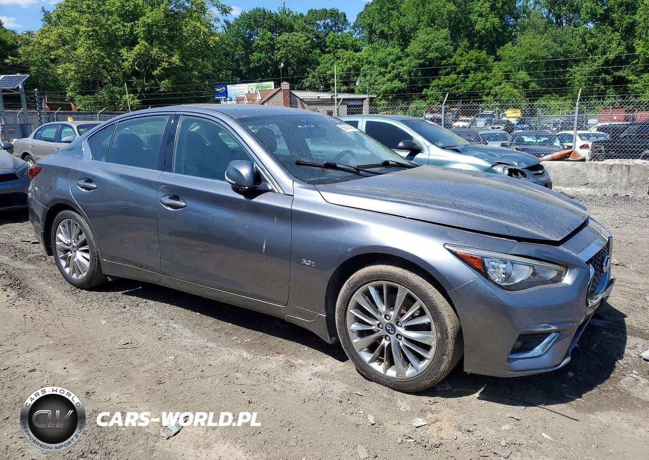 2018 Infiniti Q50 3.0T Luxe VIN:JN1EV7AR3JM430700 - 4