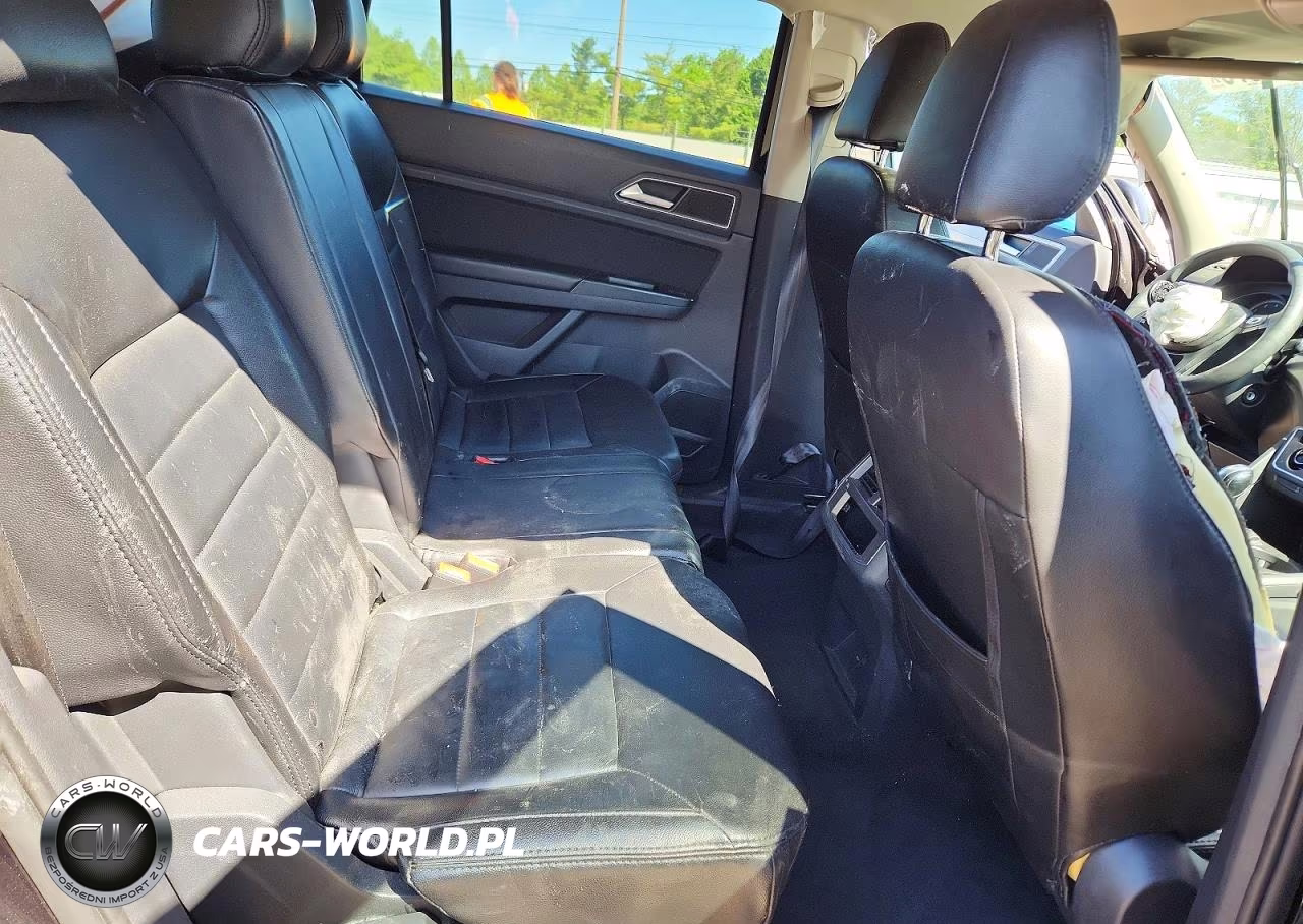 2018 Volkswagen Atlas S VIN:1V2AP2CA3JC538335 - 11