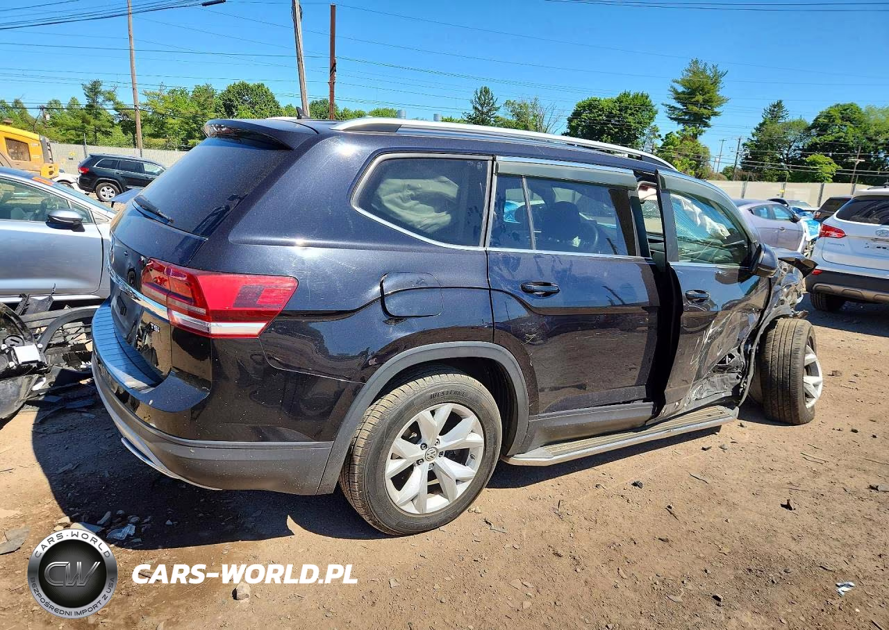 2018 Volkswagen Atlas S VIN:1V2AP2CA3JC538335 - 3