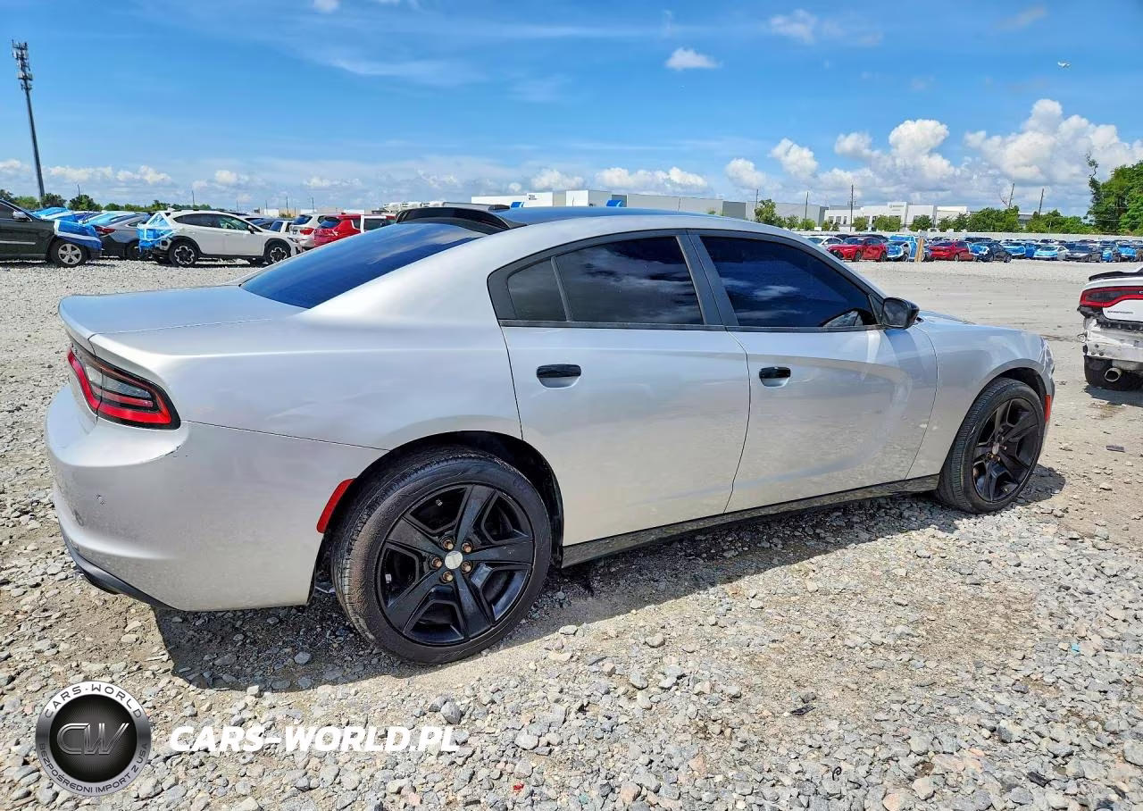 2018 Dodge Charger Police VIN:2C3CDXKT3JH151126 - 3