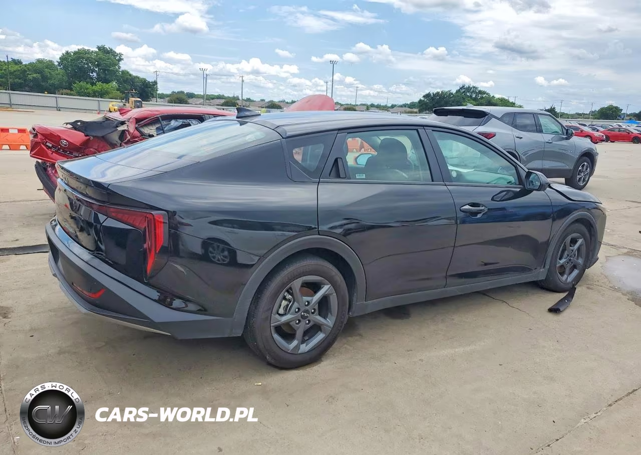 2025 Kia K4 Lxs VIN:3KPFT4DE2SE115966 - 3