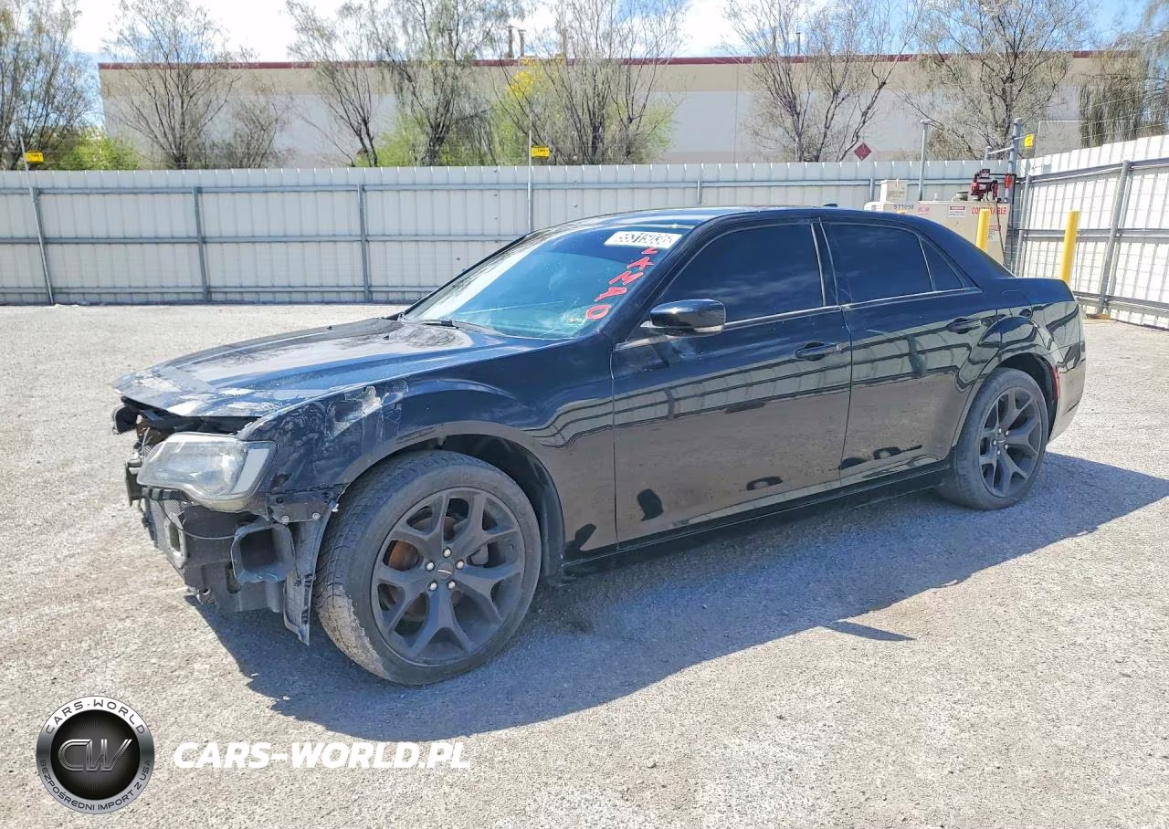 2021 Chrysler 300 S – zdjęcie 1 z 13