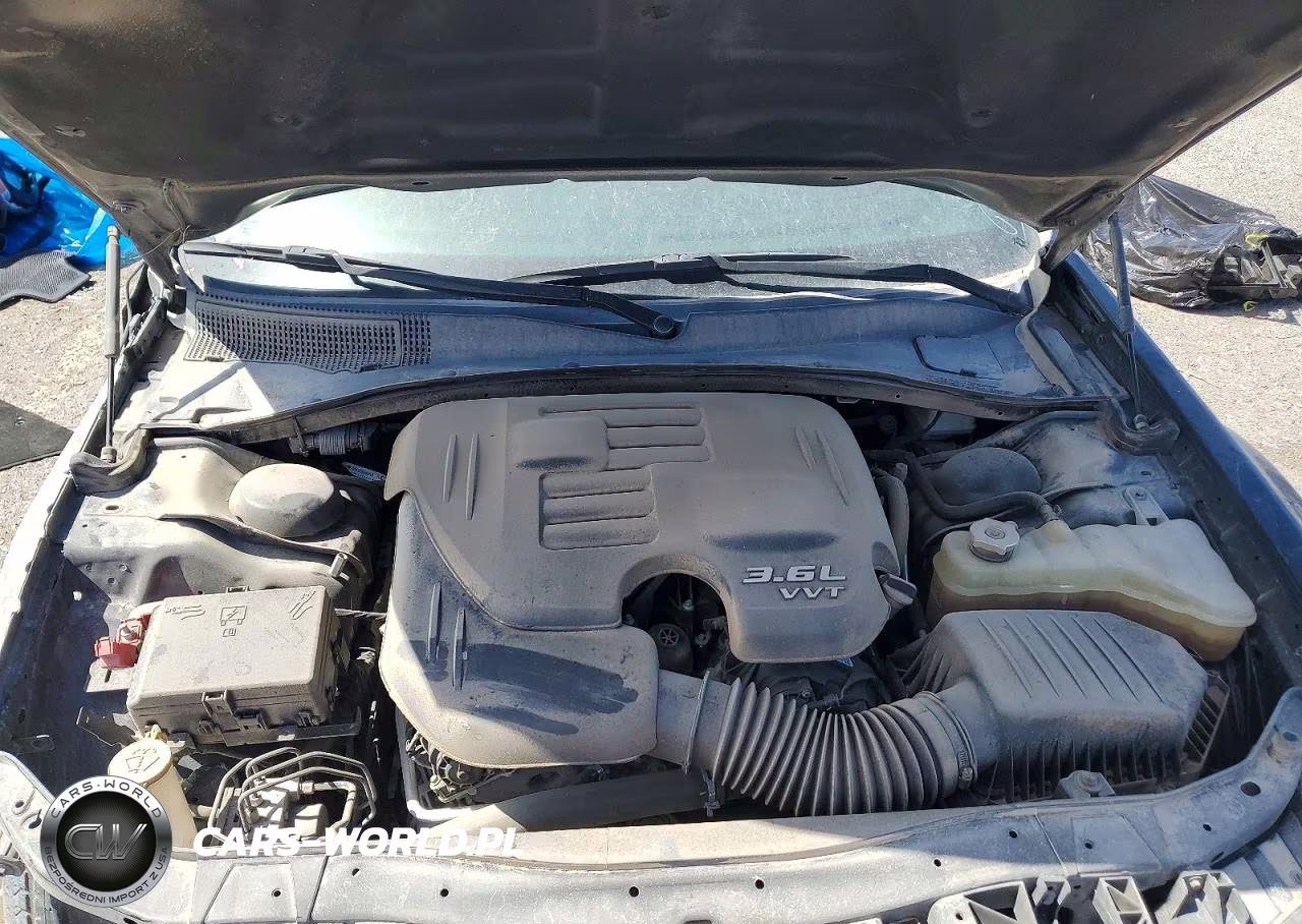 2021 Chrysler 300 S VIN:2C3CCABG4MH532975 - 11
