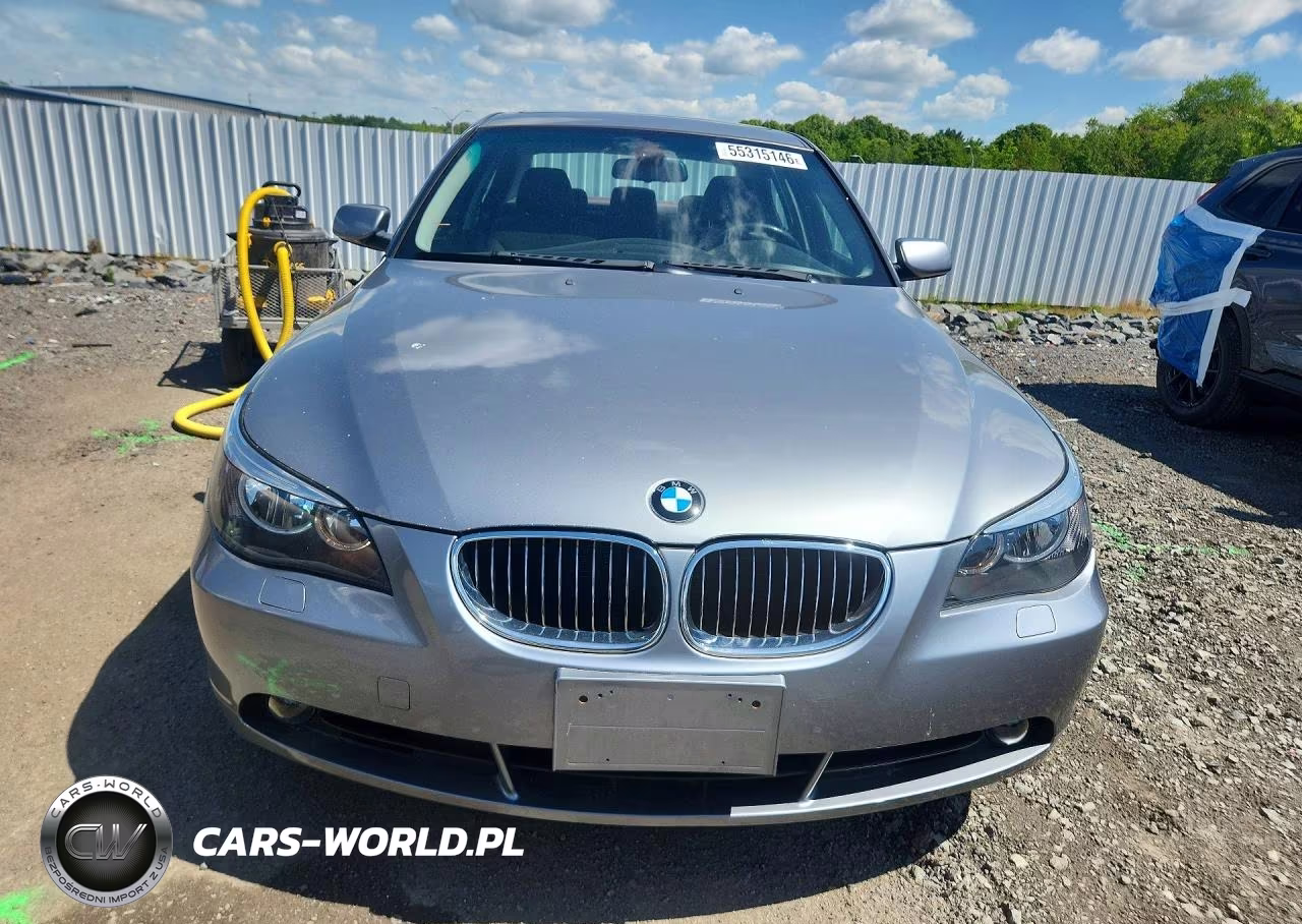 2007 BMW 525 Xi VIN:WBANF33567CW71398 - 5