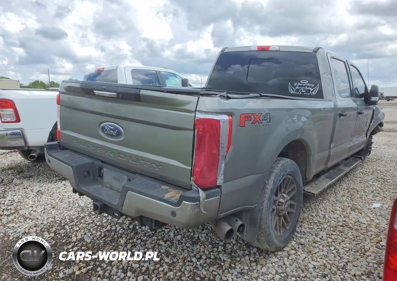 2019 Ford F250 Super Duty VIN:1FT7W2BT5KEF69173 - 3