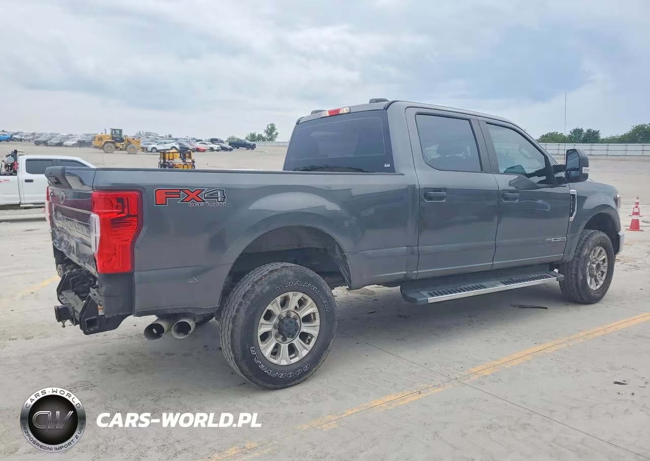 2020 Ford F350 Super Duty VIN:1FT8W3BTXLEE17546 - 3