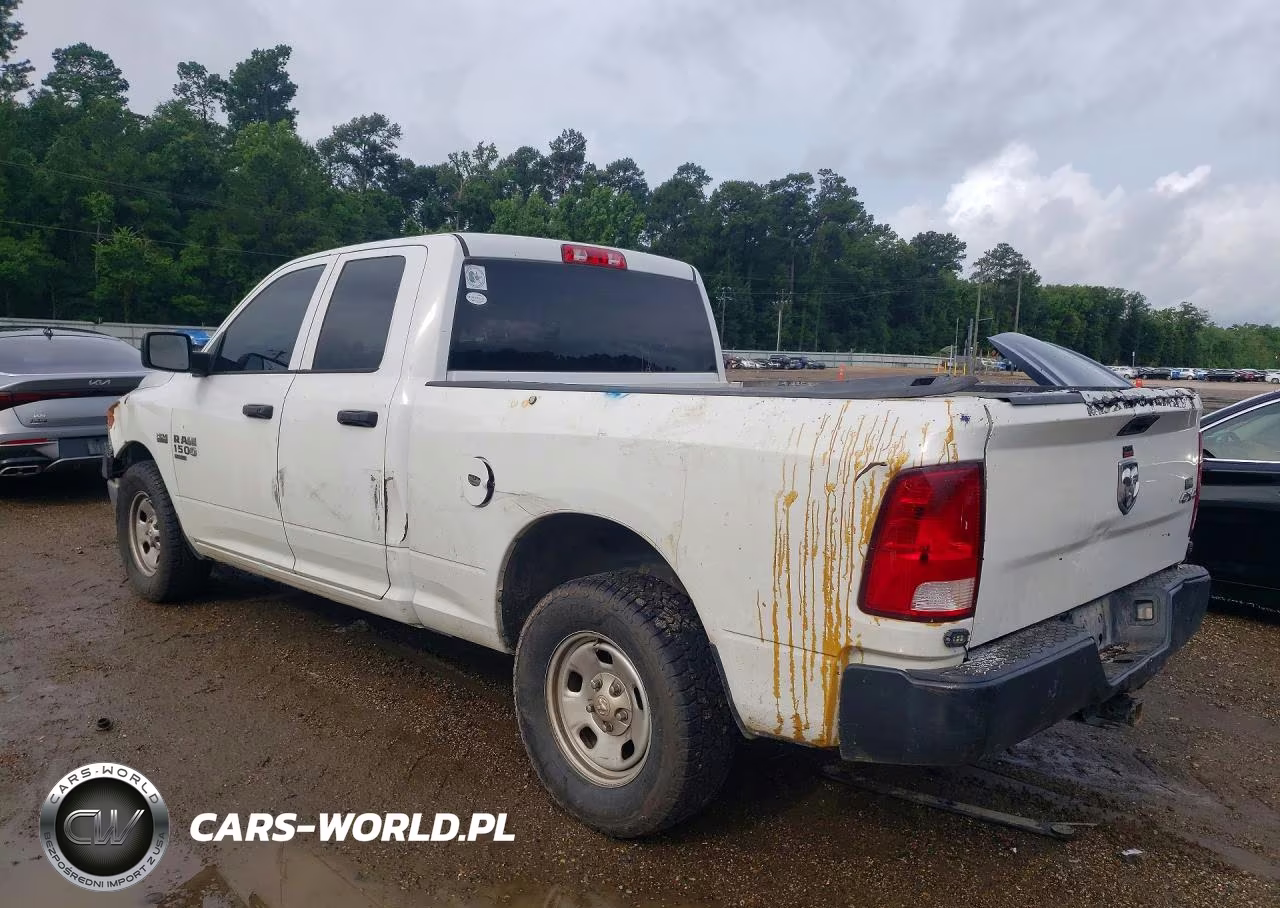 2019 Ram 1500 Classic Tradesman VIN:1C6RR6FT4KS724077 - 2
