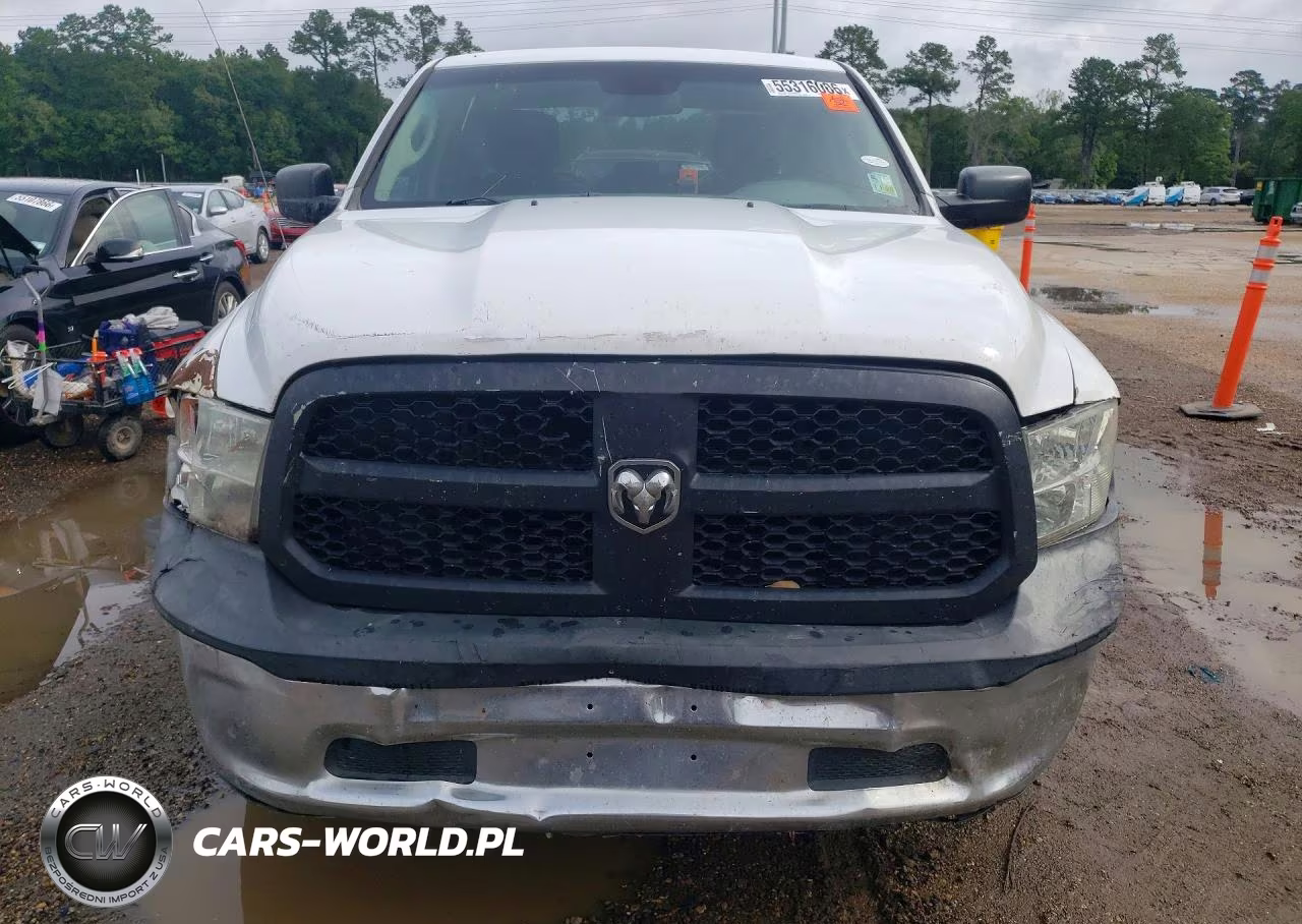2019 Ram 1500 Classic Tradesman VIN:1C6RR6FT4KS724077 - 5