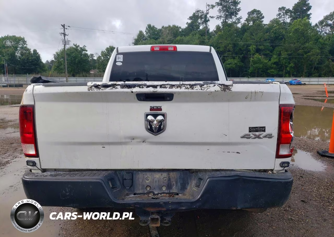 2019 Ram 1500 Classic Tradesman VIN:1C6RR6FT4KS724077 - 6