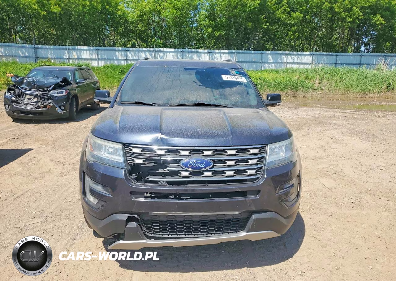 2017 Ford Explorer Xlt VIN:1FM5K7D81HGB56247 - 5