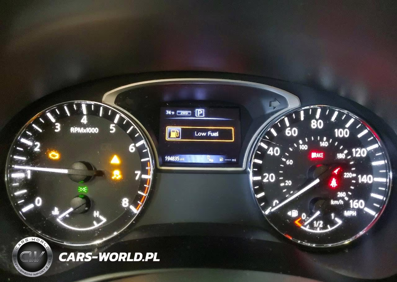 2017 Nissan Pathfinder Sl VIN:5N1DR2MM8HC647428 - 9