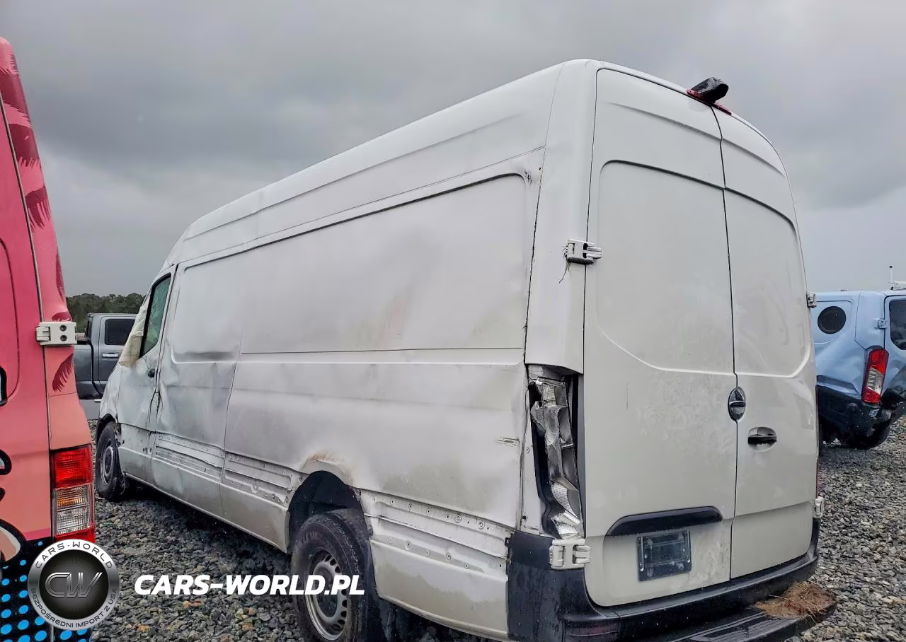 2019 Freightliner Sprinter 2500 Delivery Van VIN:WDRPF1CDXKT009789 - 2