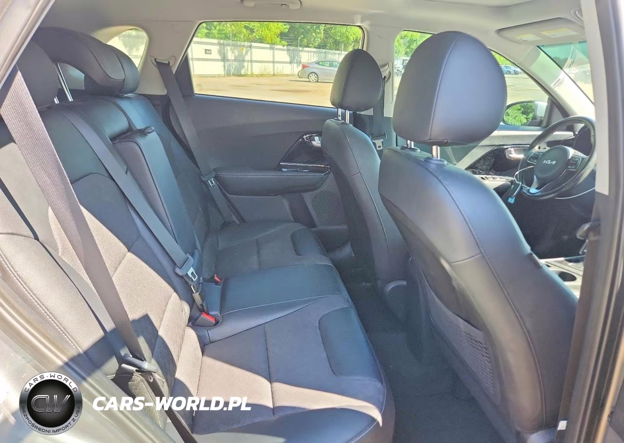 2022 Kia Niro Lxs Special Edition VIN:KNDCB3LC1N5546301 - 11
