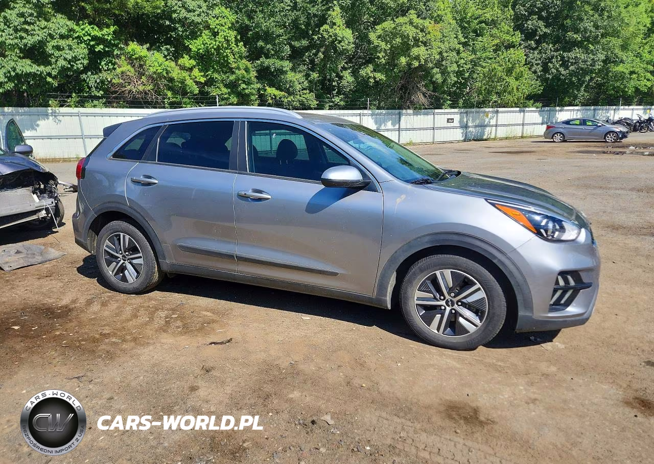 2022 Kia Niro Lxs Special Edition VIN:KNDCB3LC1N5546301 - 4