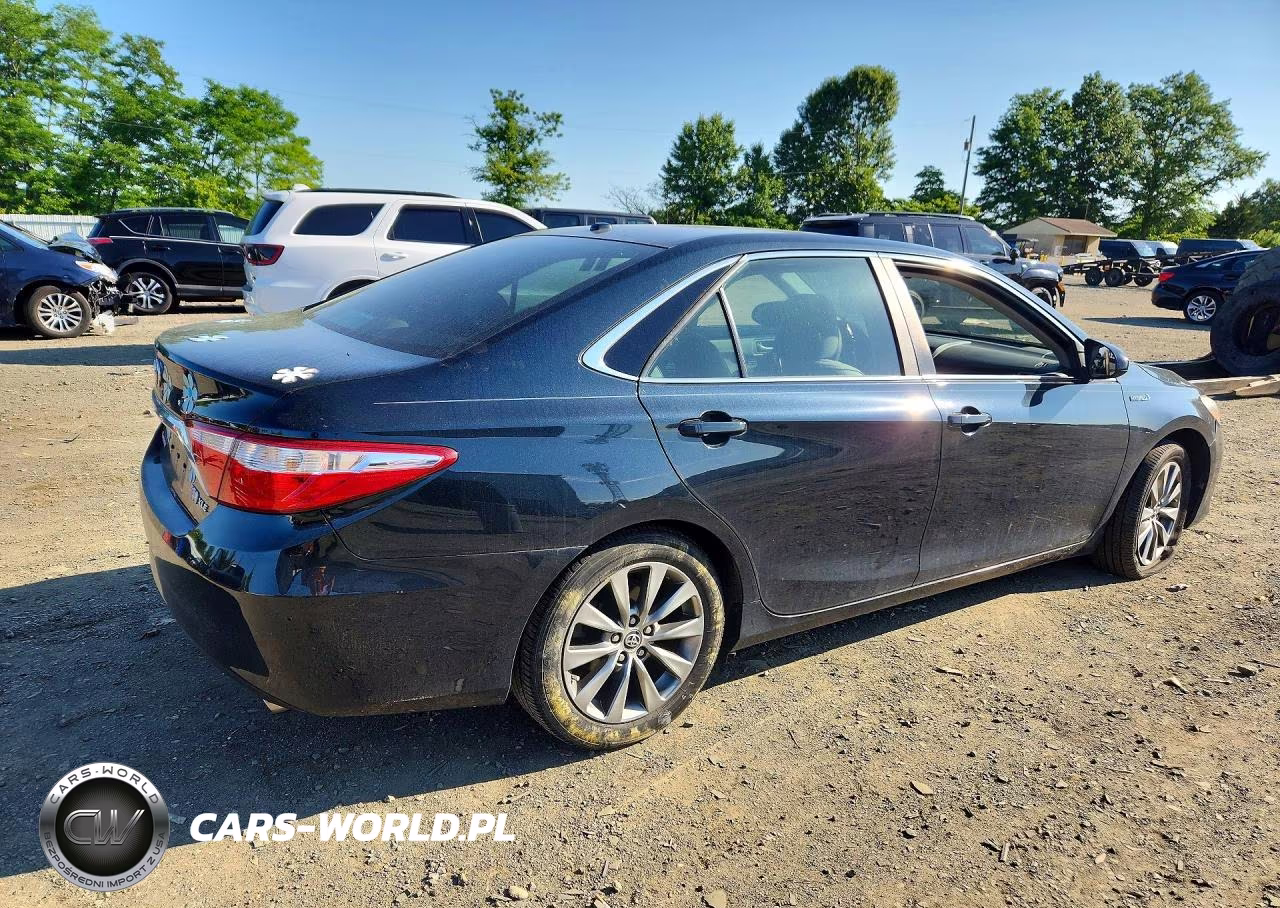 2015 Toyota Camry Hybrid VIN:4T1BD1FK6FU156648 - 3