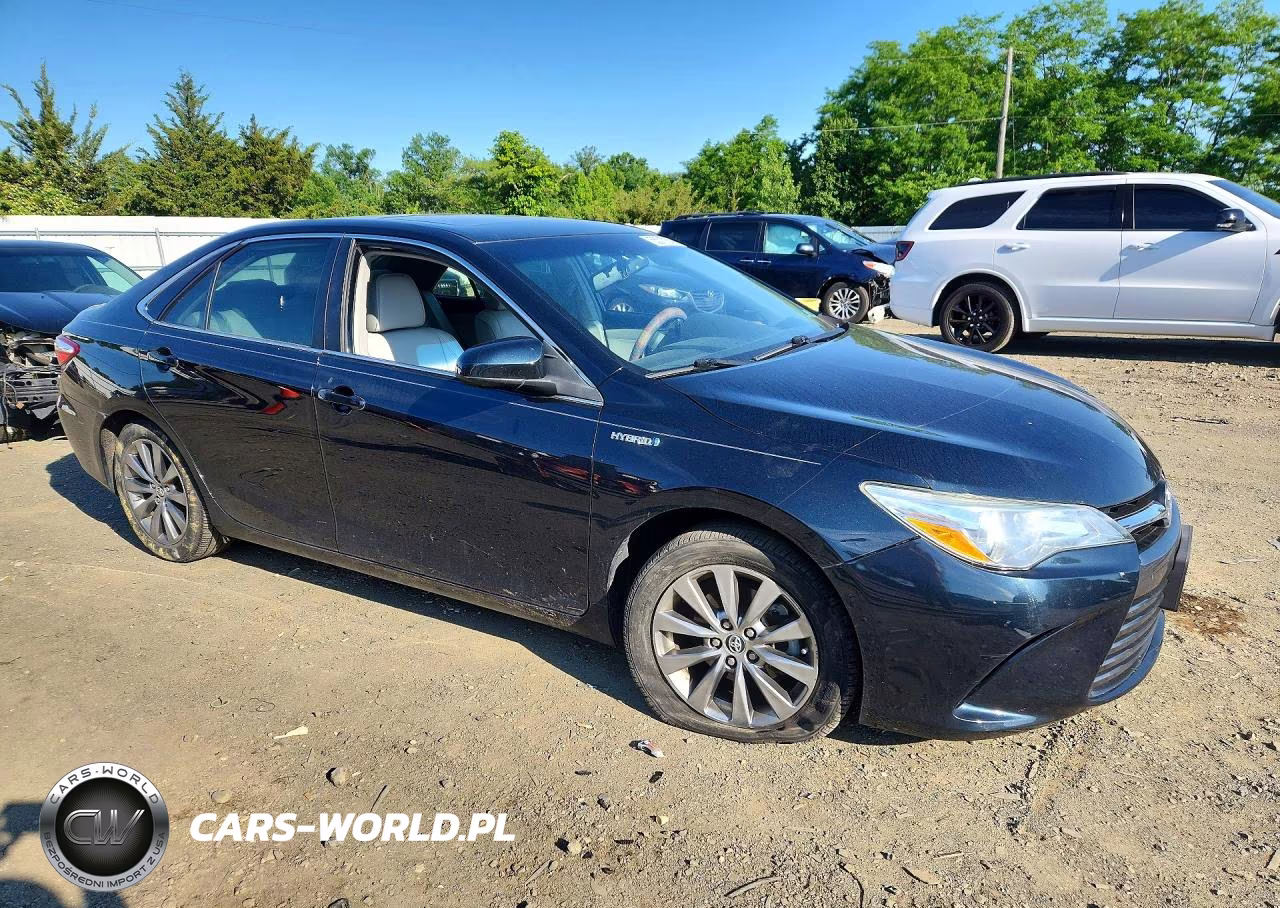 2015 Toyota Camry Hybrid VIN:4T1BD1FK6FU156648 - 4