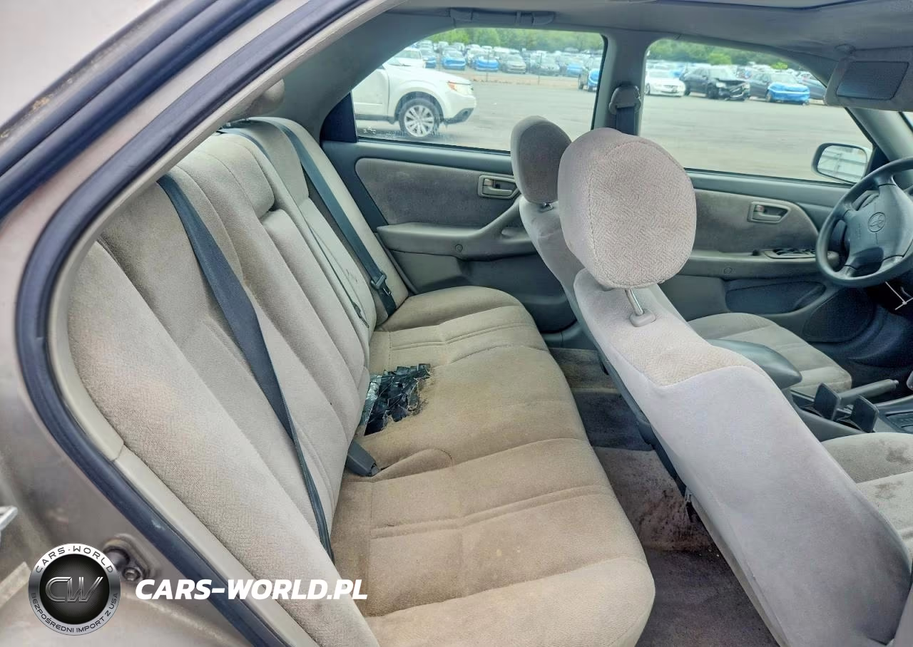 2000 Toyota Camry Ce VIN:4T1BG22K8YU693656 - 10