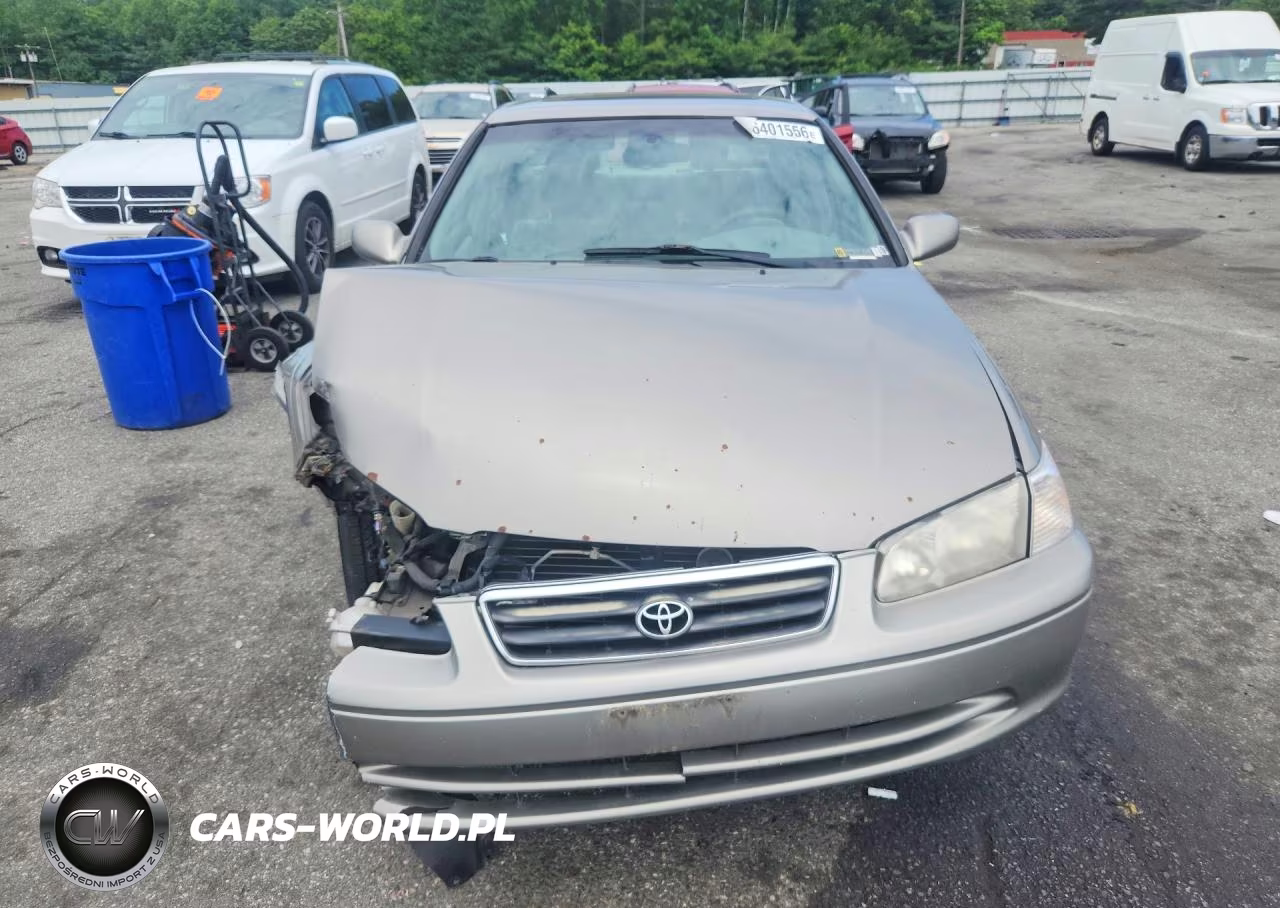 2000 Toyota Camry Ce VIN:4T1BG22K8YU693656 - 5