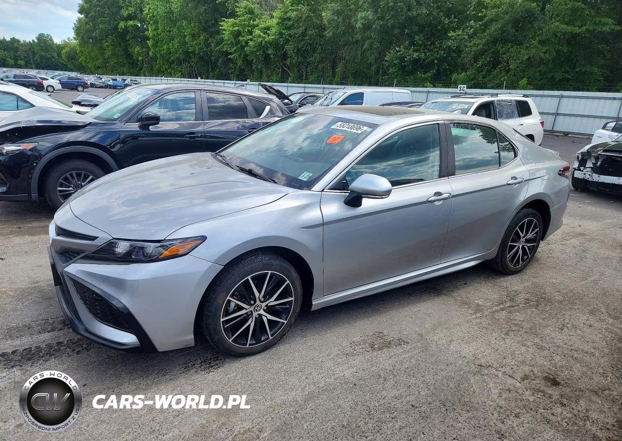 2022 Toyota Camry Se – zdjęcie 1 z 13