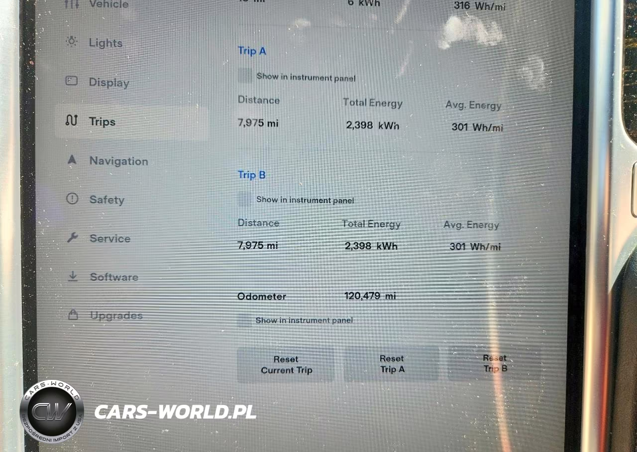 2018 Tesla Model S VIN:5YJSA1E29JF234243 - 9