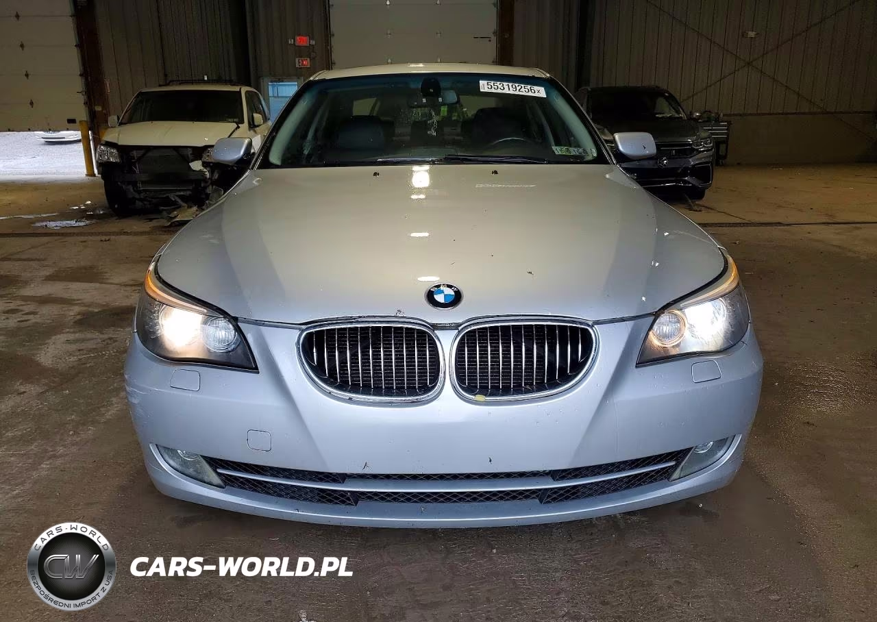 BMW 528XI VIN:WBANV13548CZ54021 - 5