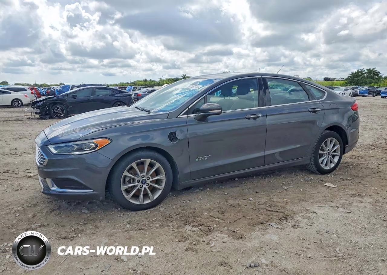 2018 Ford Fusion Se Phev – zdjęcie 1 z 12