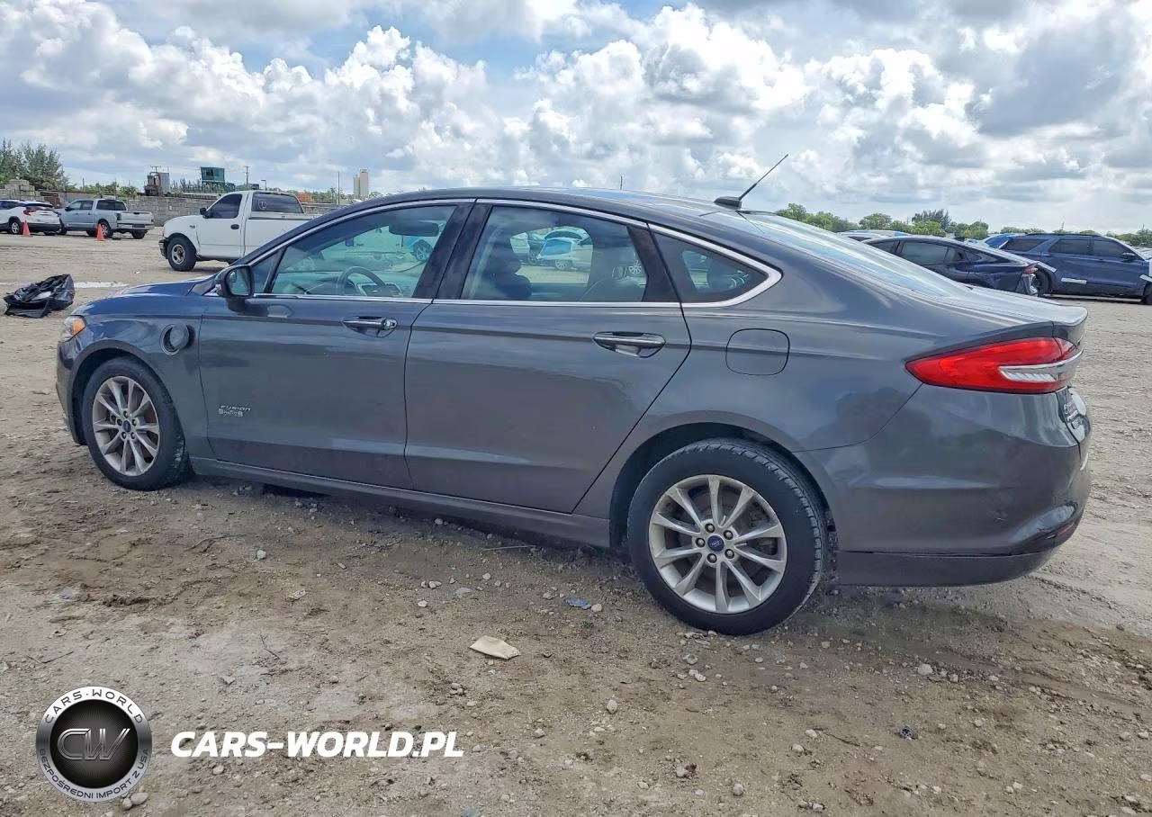2018 Ford Fusion Se Phev VIN:3FA6P0PU1JR130262 - 2