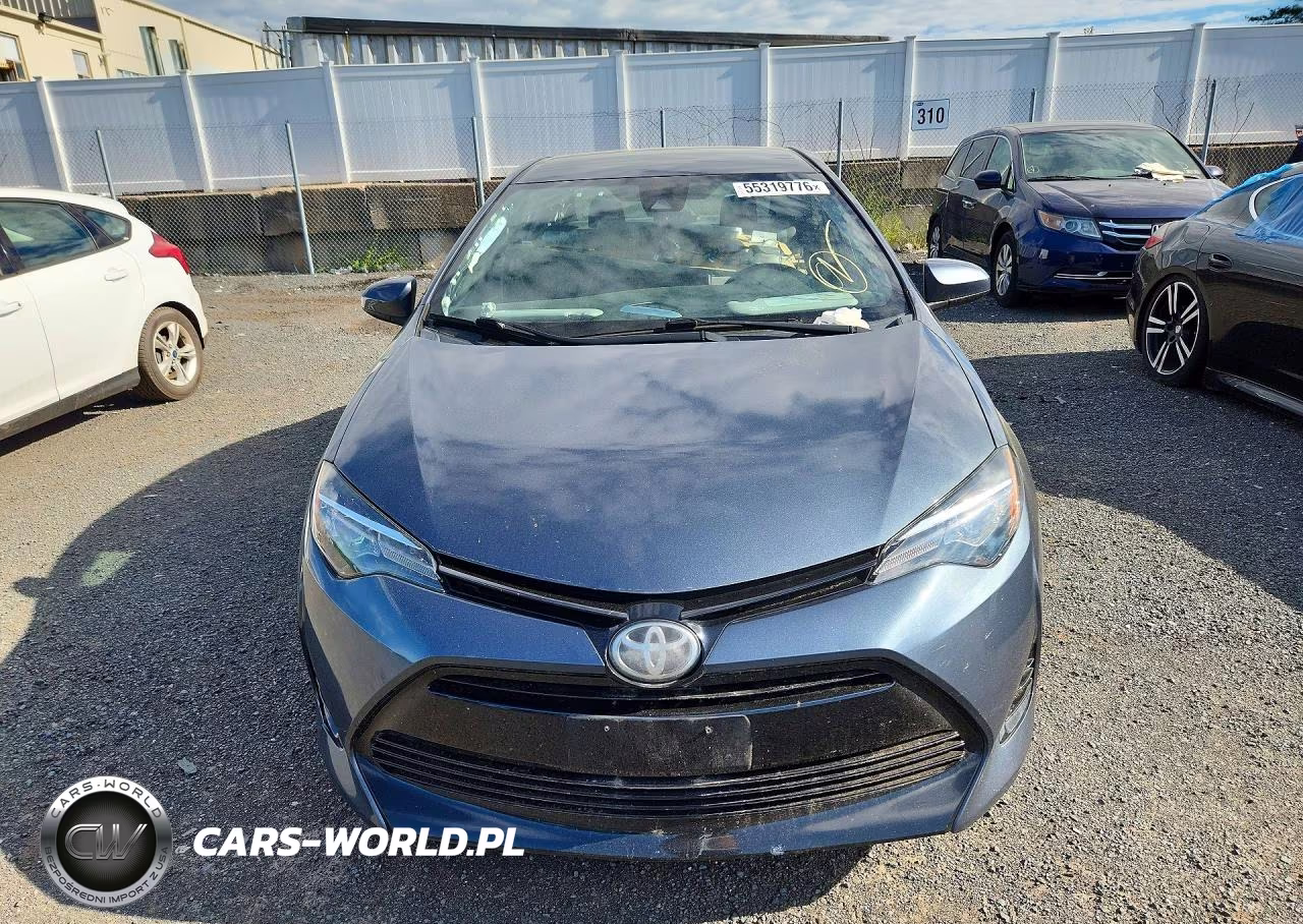 2018 Toyota Corolla Le VIN:2T1BURHE9JC996651 - 5