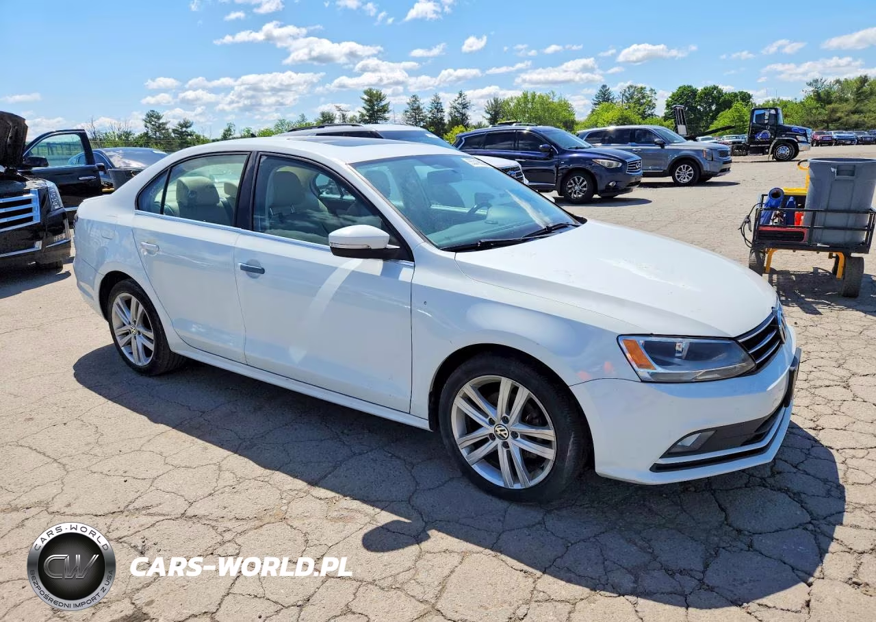 2015 Volkswagen Jetta Tdi VIN:3VWLA7AJ4FM318720 - 4
