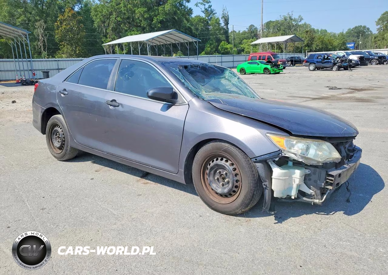 2014 Toyota Camry L VIN:4T4BF1FK0ER412846 - 4