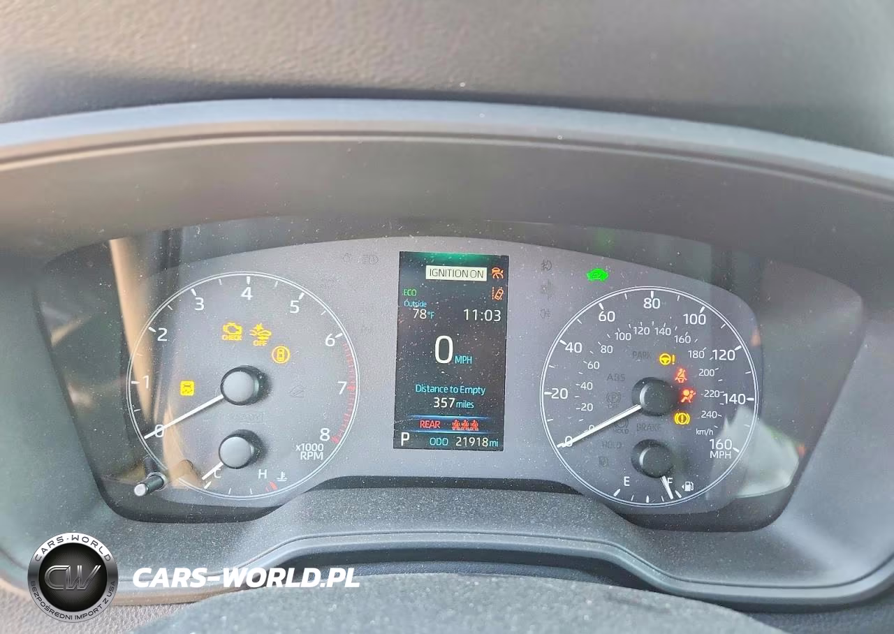 2025 Toyota Corolla Cross Hybrid Se VIN:7MUFBABGXSV076772 - 9