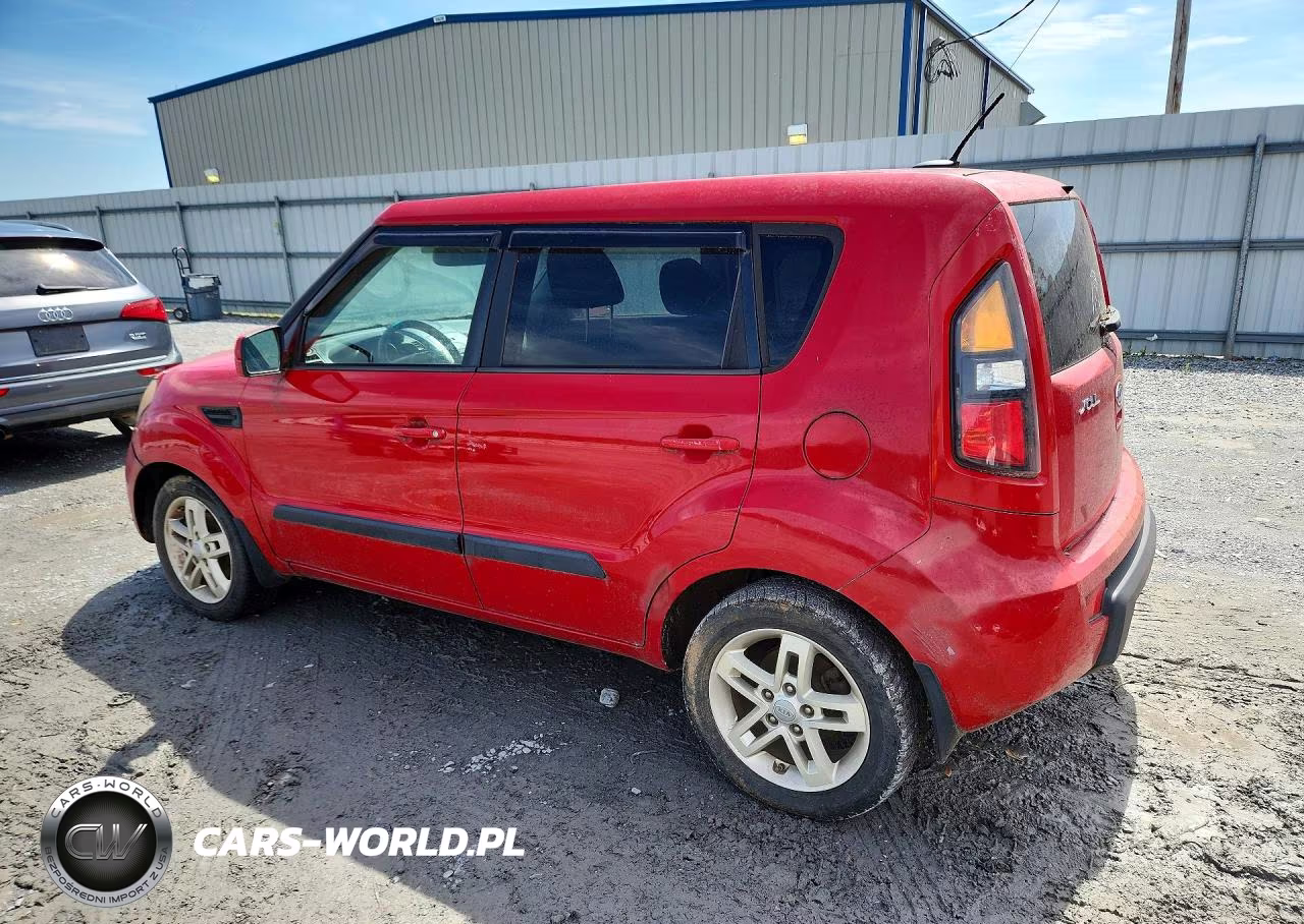 2011 Kia Soul + VIN:KNDJT2A29B7315302 - 2