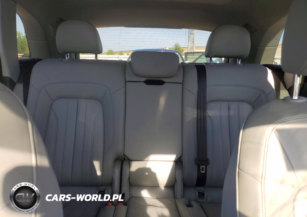 2019 Audi Q5 Premium Plus VIN:WA1BNAFY4K2095175 - 10