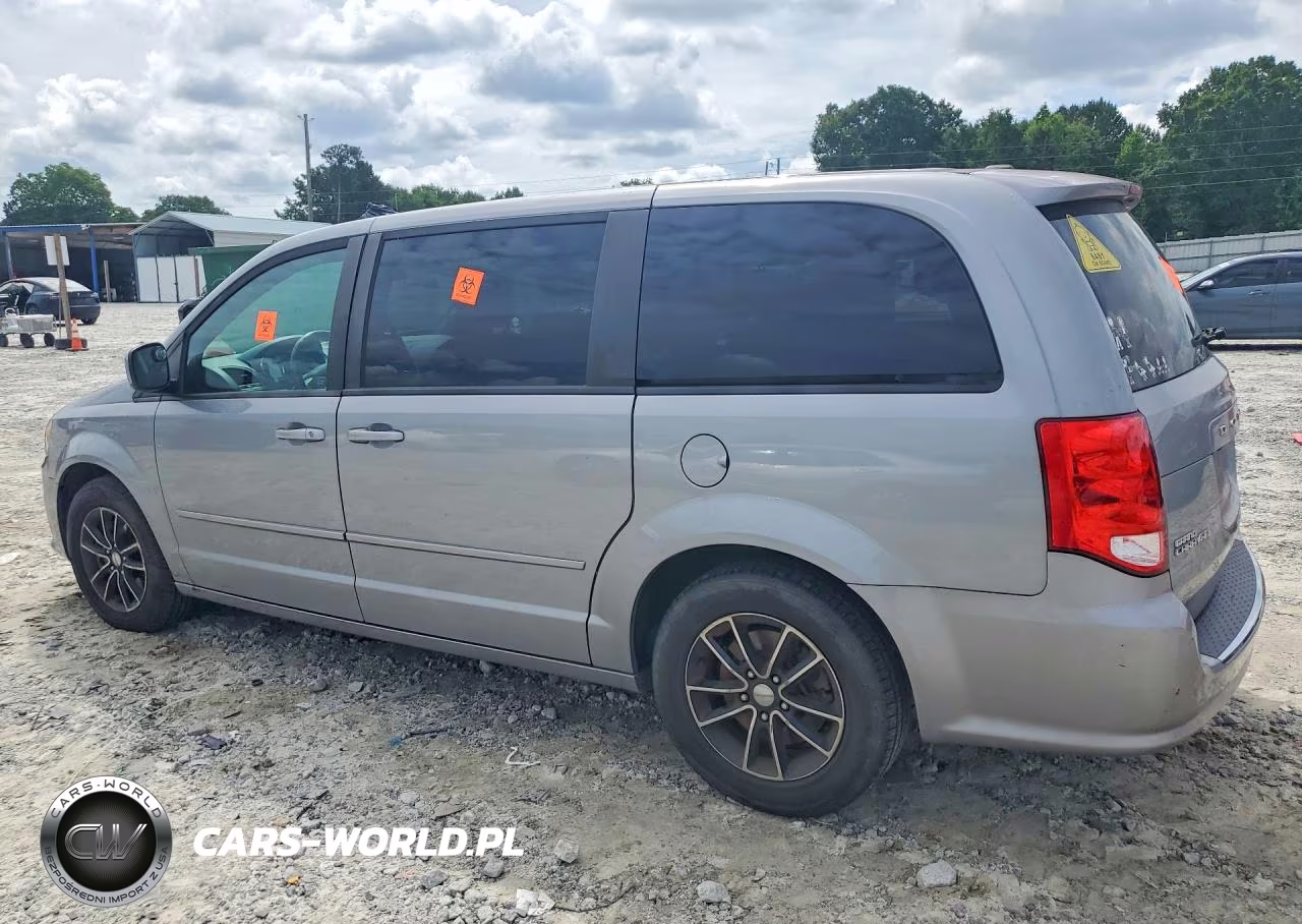 2015 Dodge Grand Caravan R VIN:2C4RDGEG6FR555592 - 2