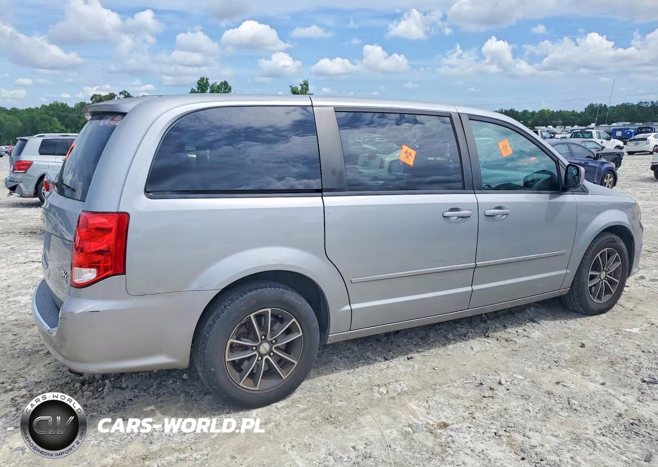 2015 Dodge Grand Caravan R VIN:2C4RDGEG6FR555592 - 3