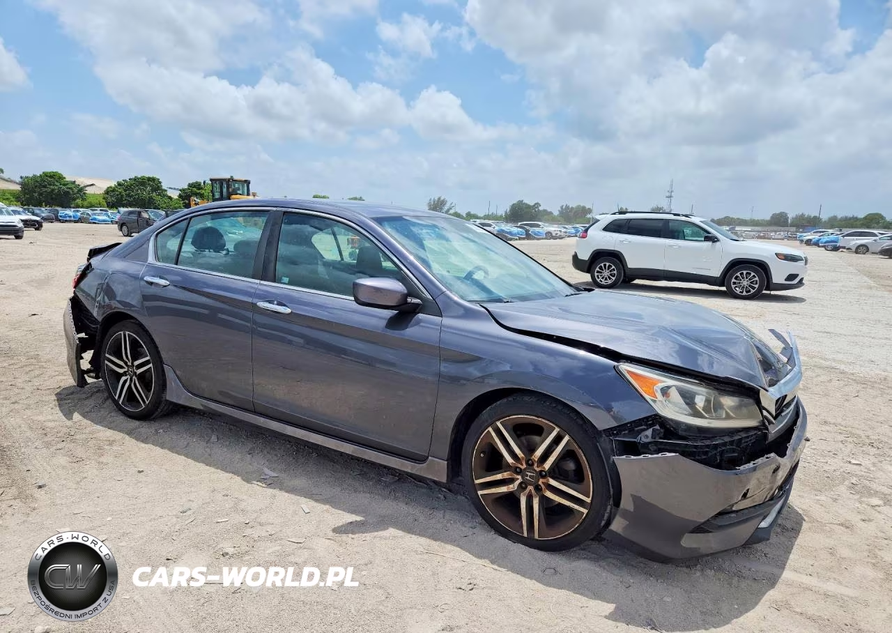 2017 Honda Accord Sport VIN:1HGCR2F50HA307659 - 4