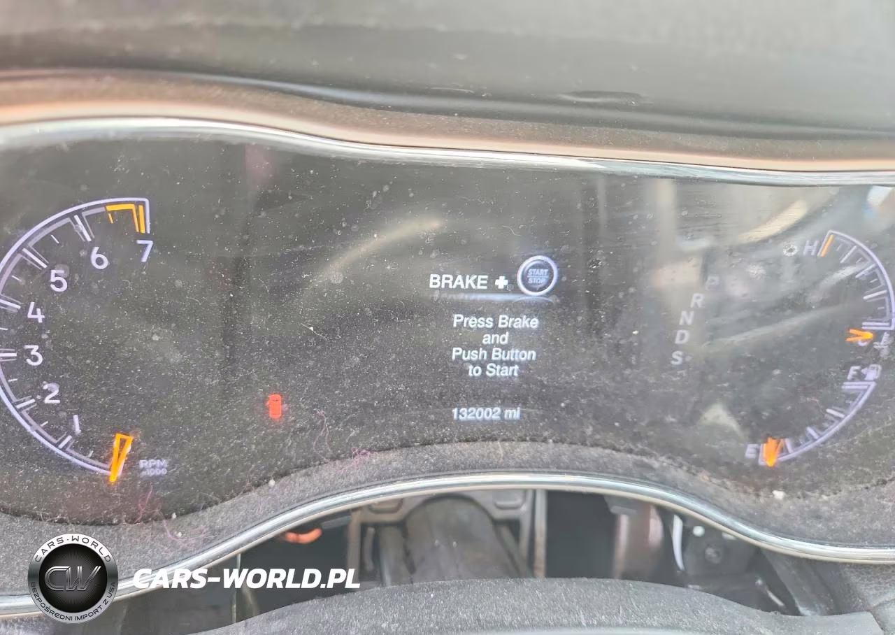 2015 Jeep Grand Cherokee Overland VIN:1C4RJFCG4FC159563 - 9