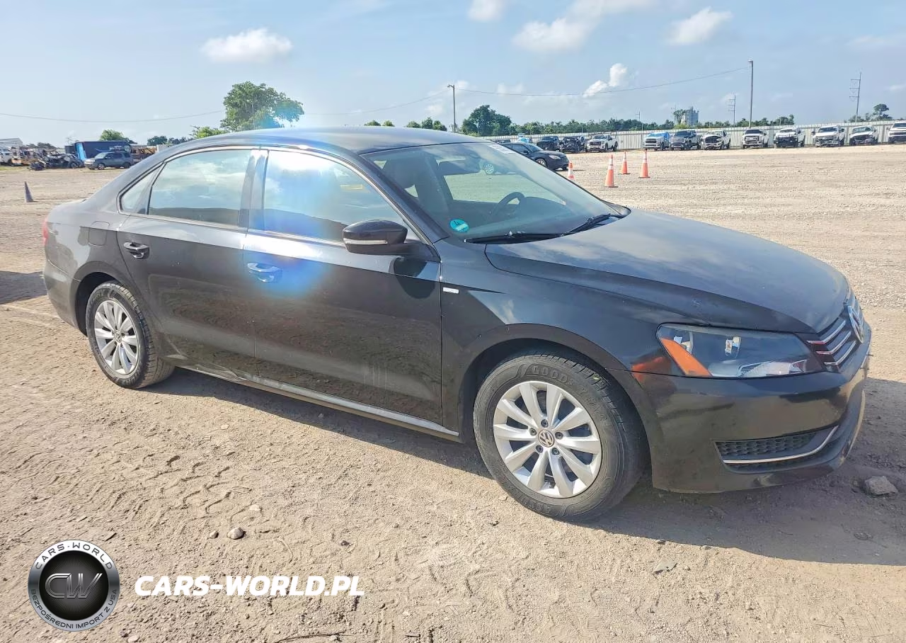 2015 Volkswagen Passat S VIN:1VWAT7A36FC060530 - 4