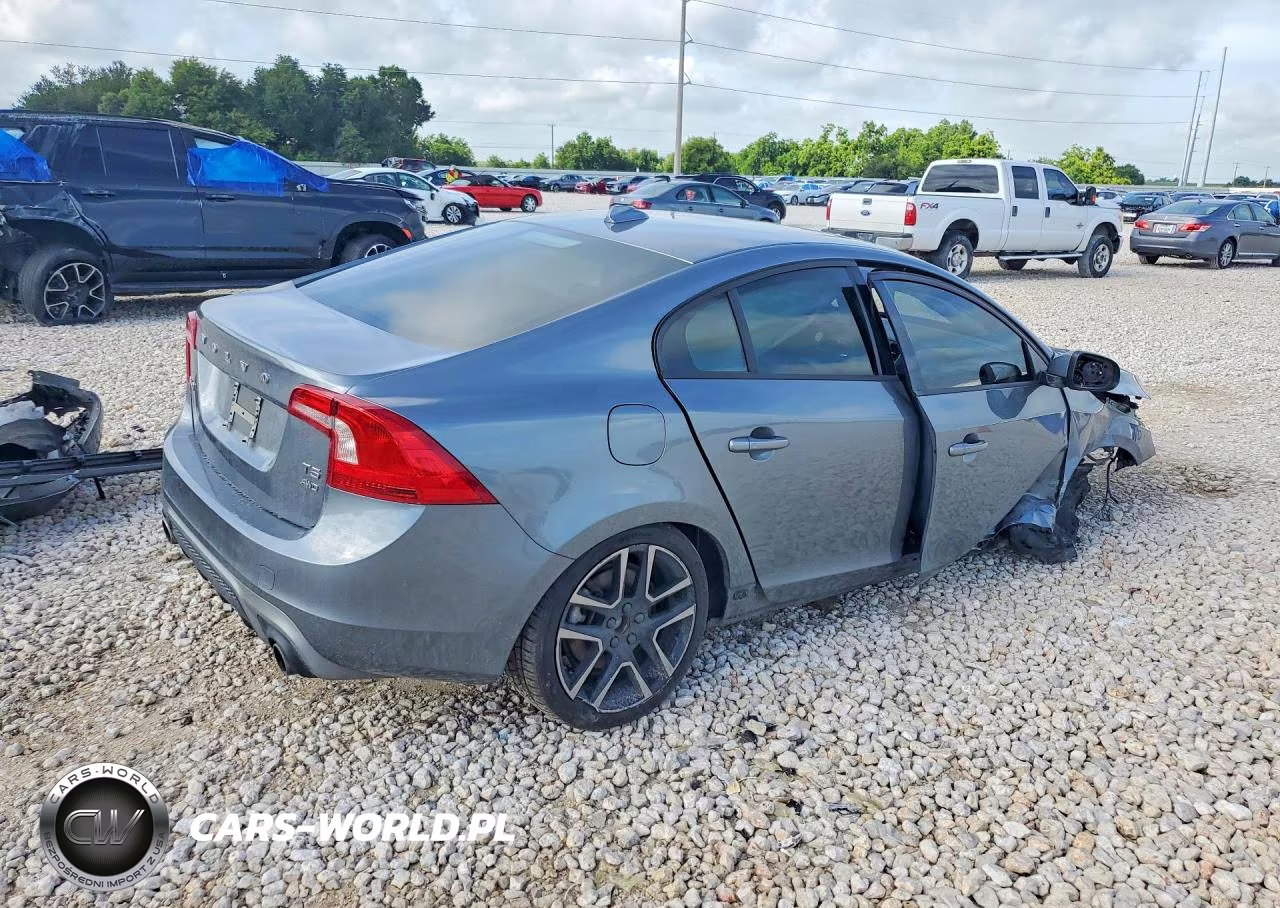 2018 Volvo S60 Dynamic VIN:YV140MTL1J2455129 - 3