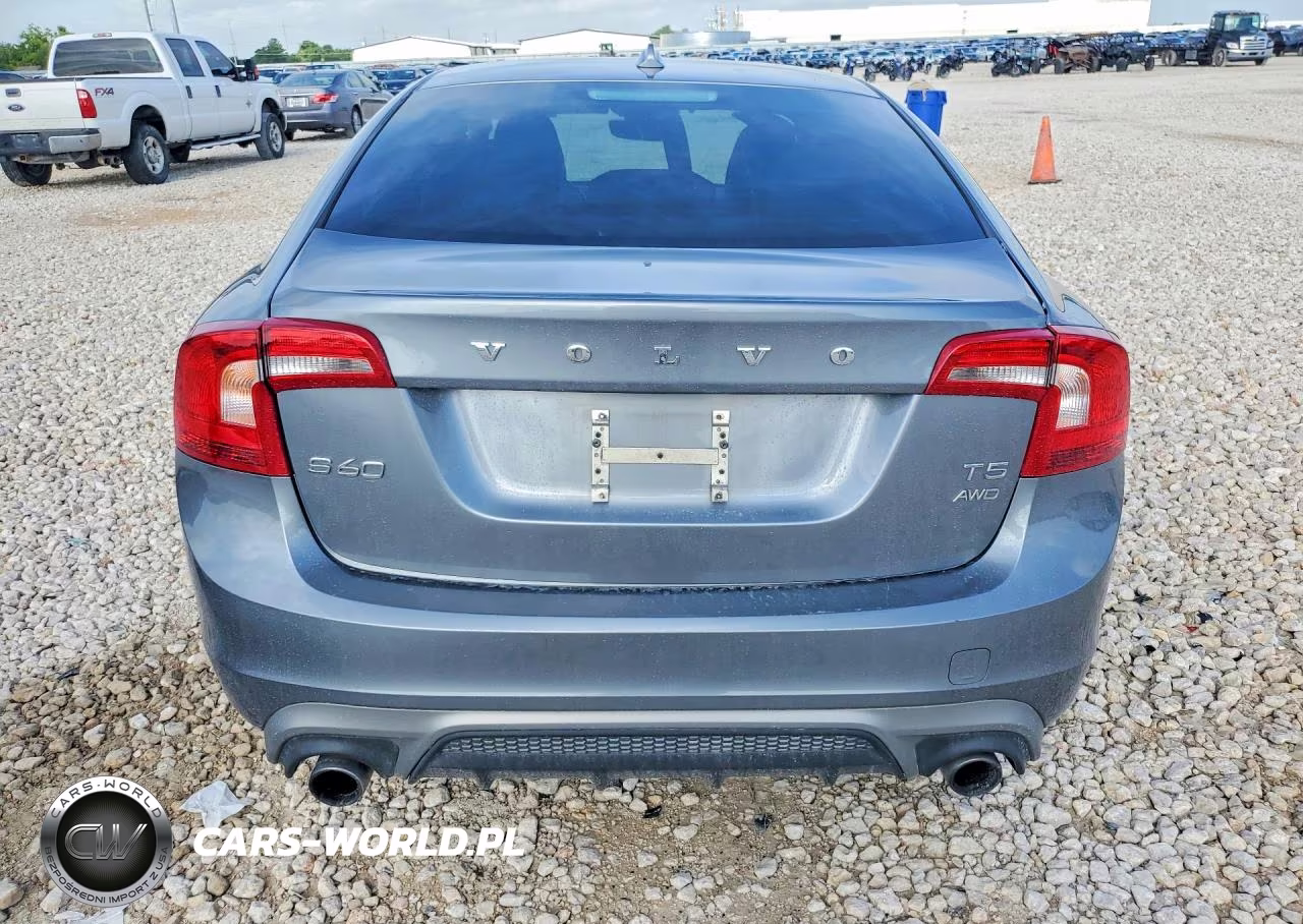 2018 Volvo S60 Dynamic VIN:YV140MTL1J2455129 - 6